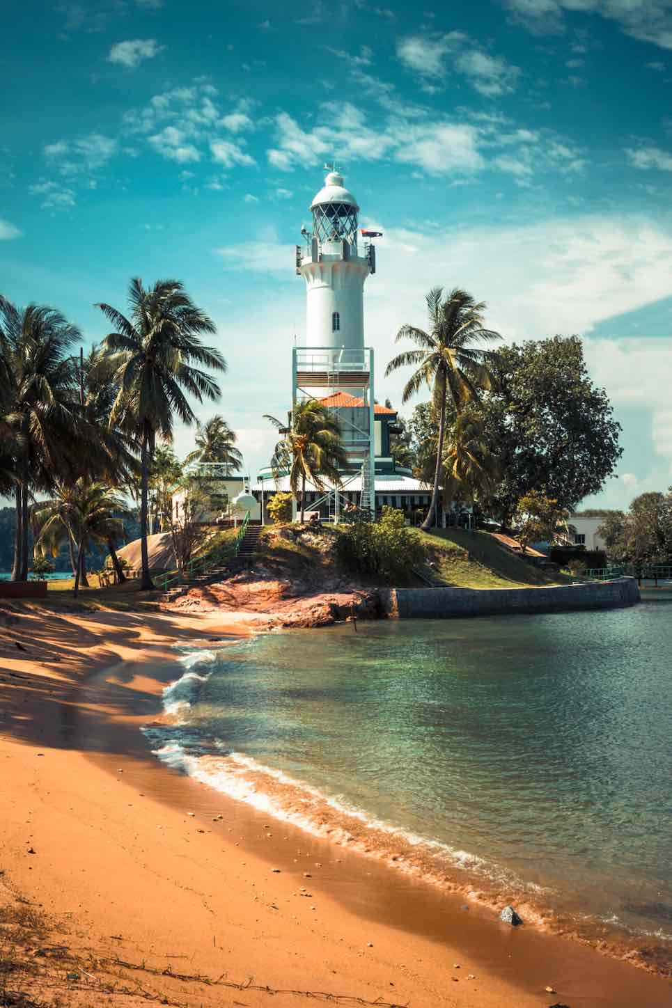 raffles-lighthouse